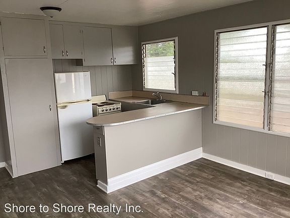 3rd image of 2160 W Vineyard St #7