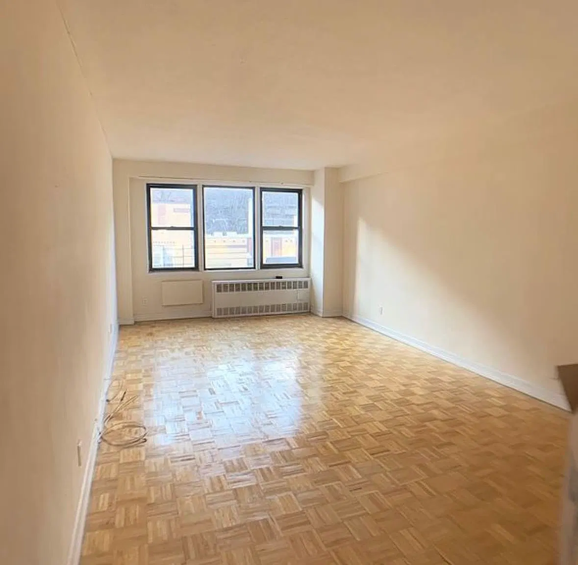179 Bennett Avenue — Photo 1