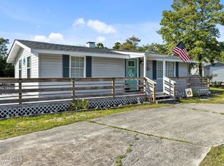 1768 Highway 24, Newport, NC 28570