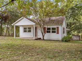 1752 Cumberland Heights Rd, Clarksville, TN 37040