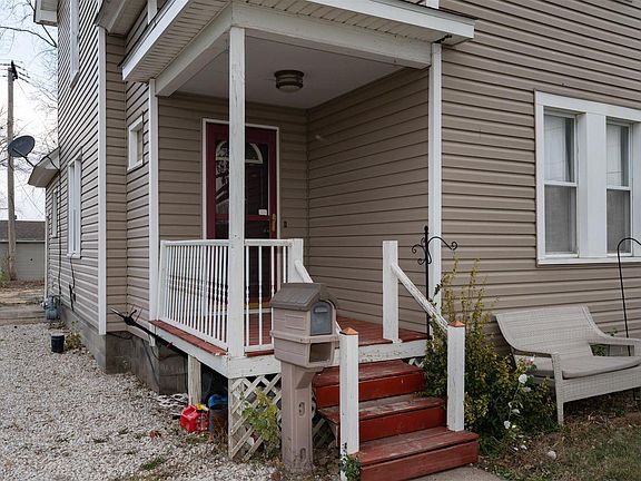 3rd image of 501 W Grant Ave