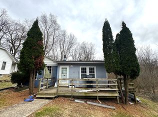 502 E 2nd St, Maquon, IL