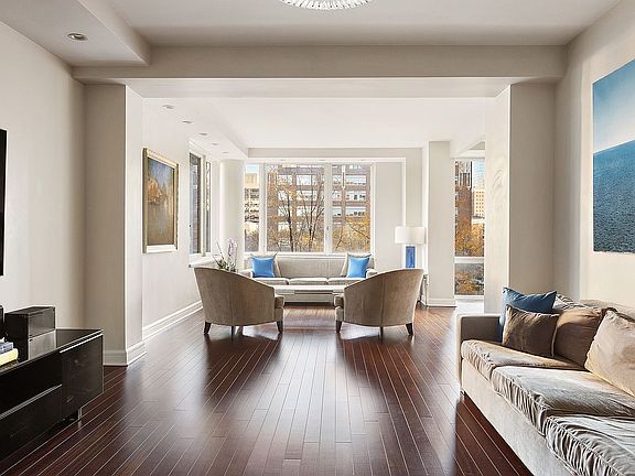 2nd image of 80 Riverside Blvd APT 5J