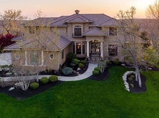 10278 S Oak Manor Dr, Olathe, KS 66061
