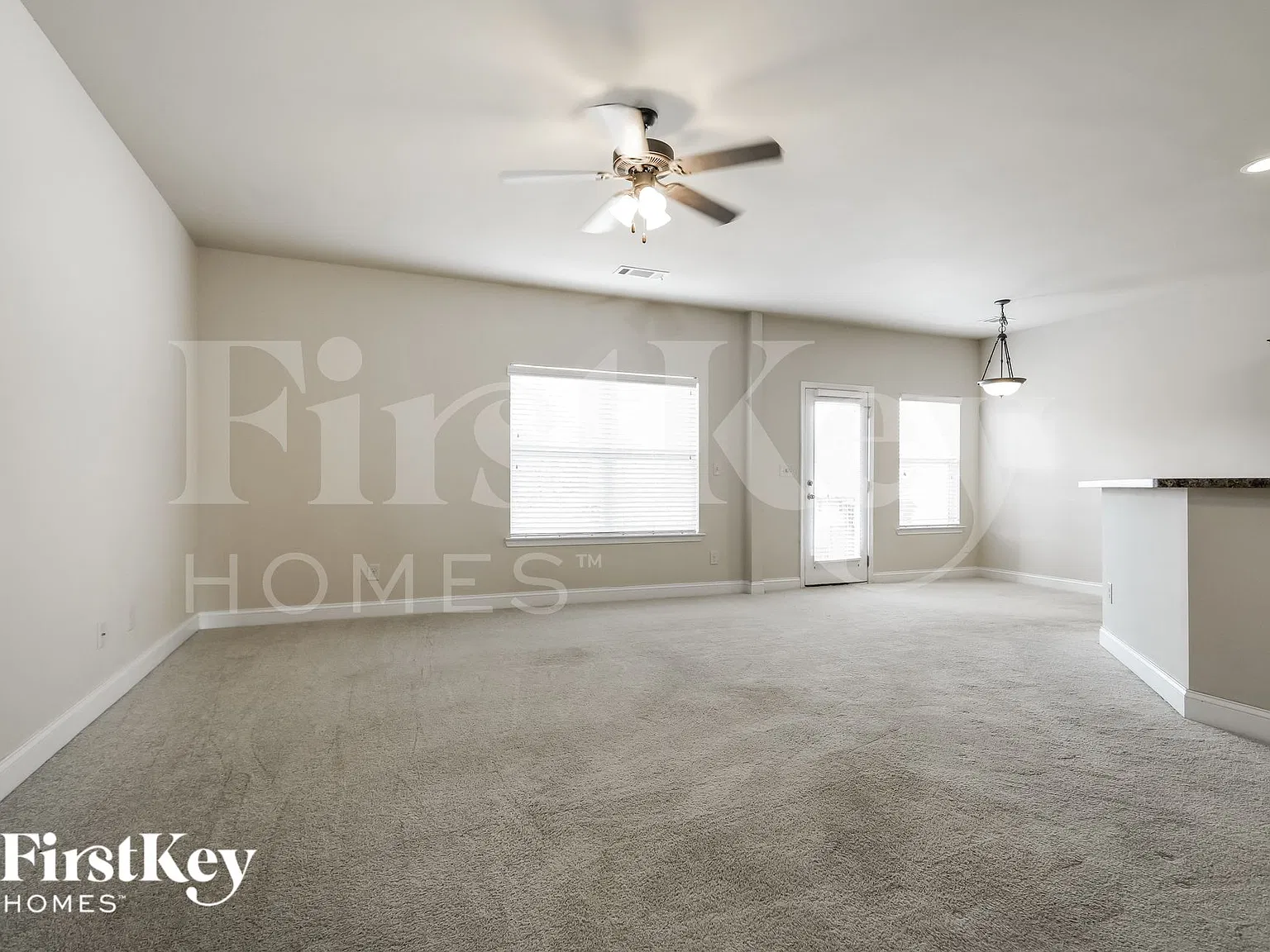 3 bed, 2.5 bath, 1860 sqft, $2,295 — Photo 2