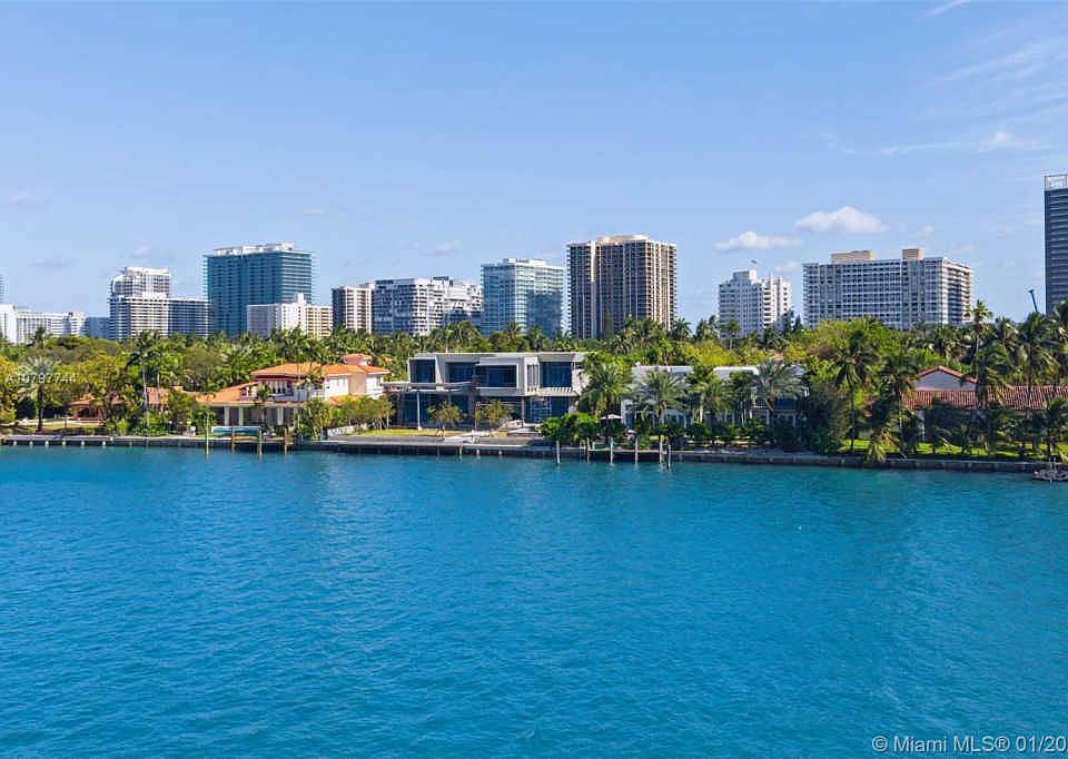 1st image of 9751 E Bay Harbor Dr #6B