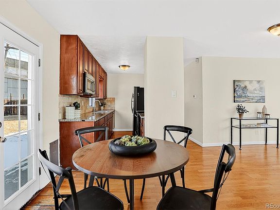 4th image of 2836 S Grape Way