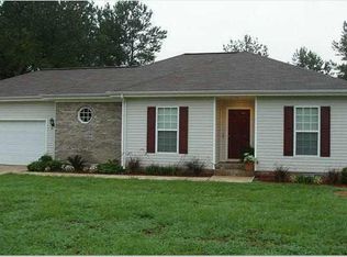 3099 Apple Valley Ln, Oxford, AL 36203