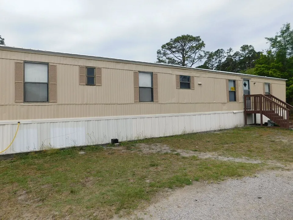 358 White Oak Dr