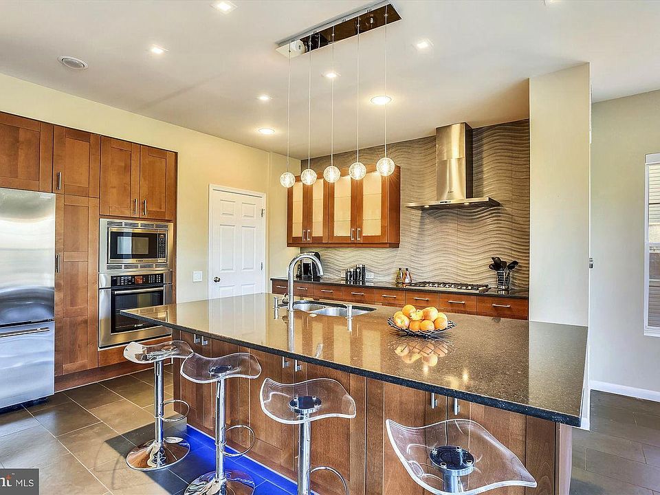 1st image of 12880 Williams Meadow Ct