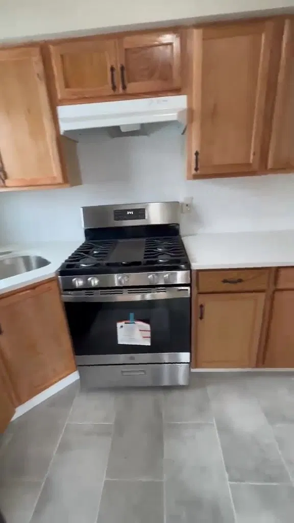 2 bed, $3,027 — Photo 3