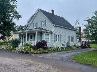 10 Ross St, Mount Stewart, PE C0A 1T0