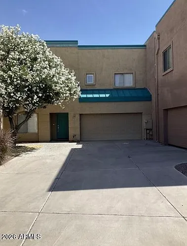 1015 S Val Vista Dr Photo 1