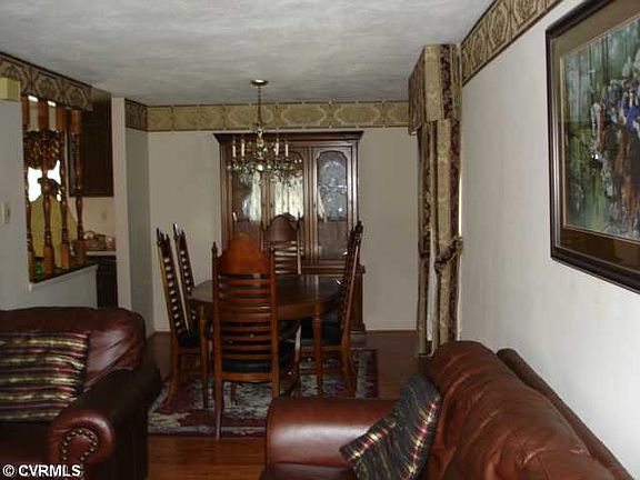 5th image of 1401 Bull Run Dr