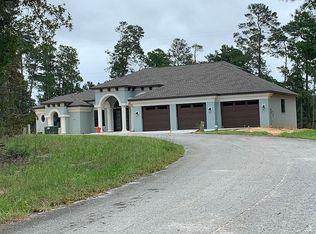 10 Grandifloras Ct, Homosassa, FL 34446