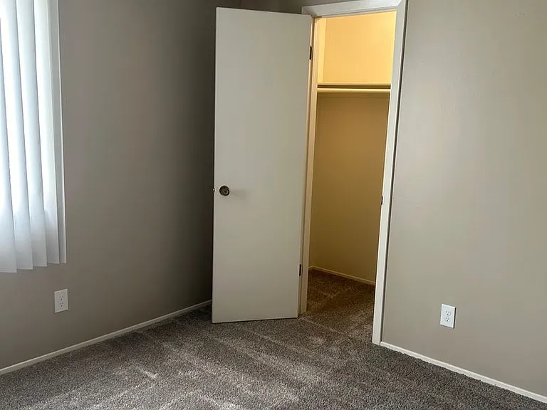 Southdale Square Apartments — Photo 103