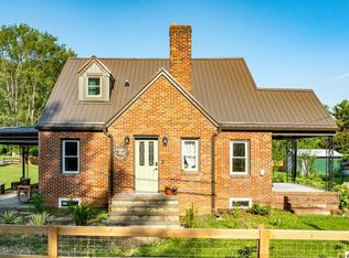 461 S Shady Ave, Damascus, VA 24236