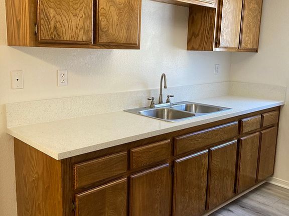 2nd image of 7749 Pickering Ave APT 1