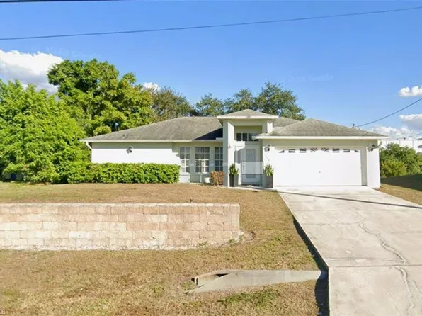 812 Champion AVE, LEHIGH ACRES, FL 33971