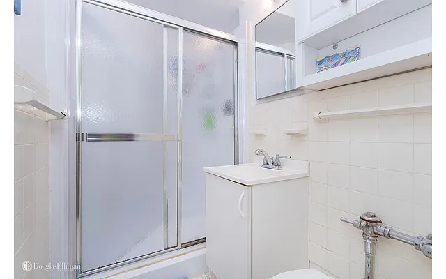 Sold by Douglas Elliman | media 10