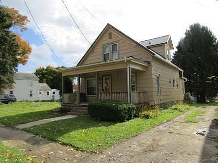 1st image of 741 E Main St