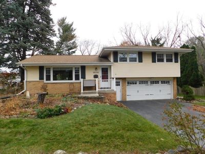 618 Lee COURT, Waukesha, WI, 53186