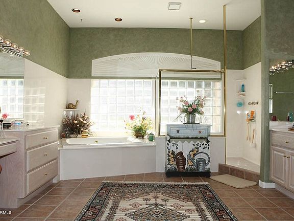 5th image of 9968 E Bayview Dr