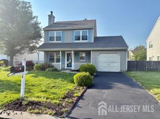 21 Rice Run, East Brunswick, NJ 08816