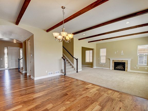 WOODEN BEAMS