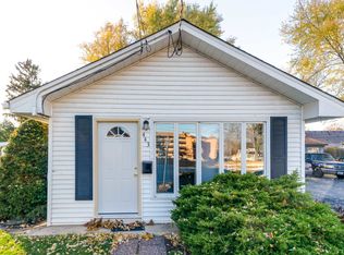 443 N Main St, Wauconda, IL 60084