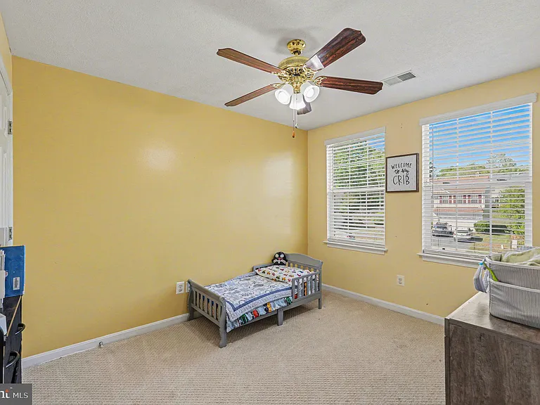 46 Northampton Blvd — Photo 26