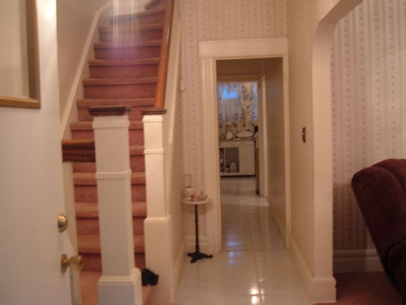 3rd image of 111 Newfield St
