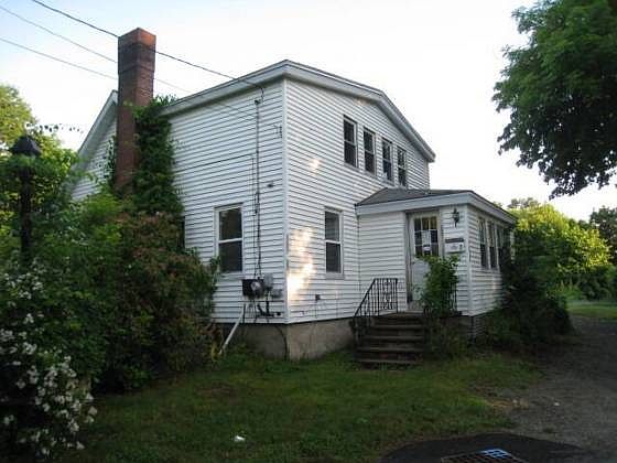2nd image of 7 Huse St
