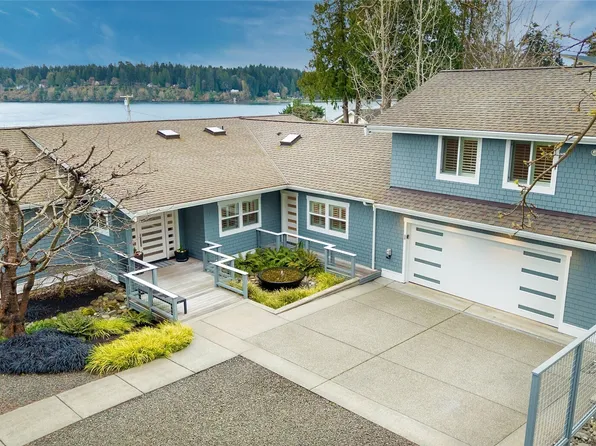 10475 Manitou Beach Drive NE, Bainbridge Island, WA 98110