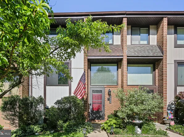 9222 Bellbeck Rd, Parkville, MD 21234