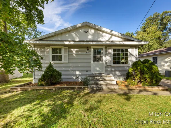 4117 Woodstock Ave SE, Wyoming, MI 49548