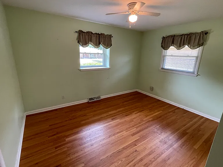 4612 Newcastle Rd — Photo 12