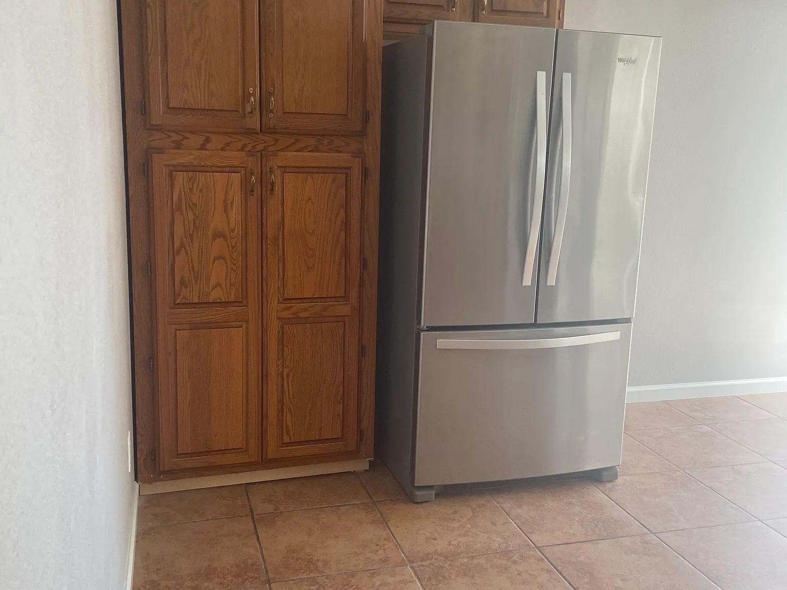 2 bed, 1000 sqft, $2,500 — Photo 4