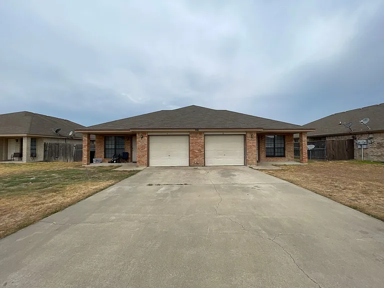 3206 Dannen Court — Photo 1