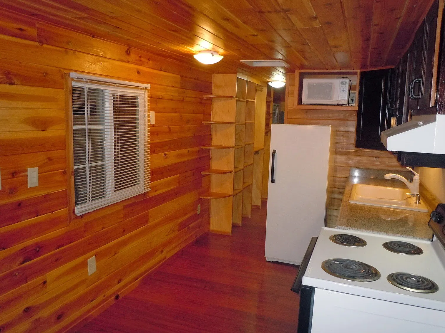 1 bed, 400 sqft, $1,650 — Photo 4