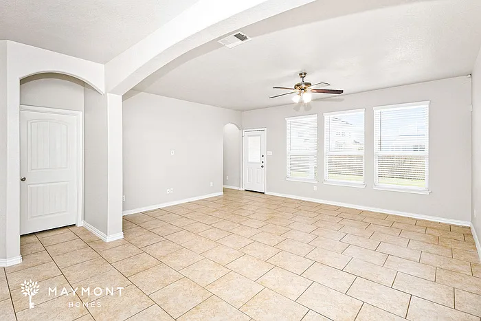 3 bed, 2.0 bath, 1584 sqft, $1,625 — Photo 3