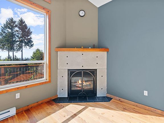 5th image of 2405 Lindsey Rd