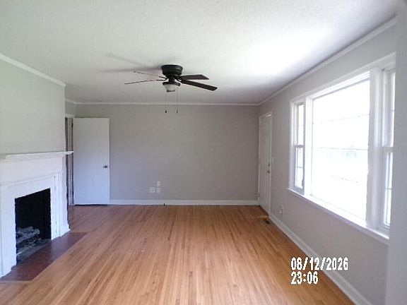 5th image of 716 Cardinal St