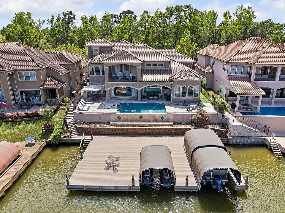 1st image of 14710 Paradise Oak Dr