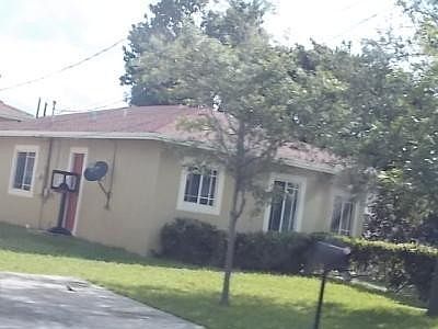 2nd image of 2165 NW 48th St