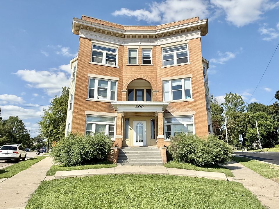 1st image of 509 E Milwaukee St #11419706