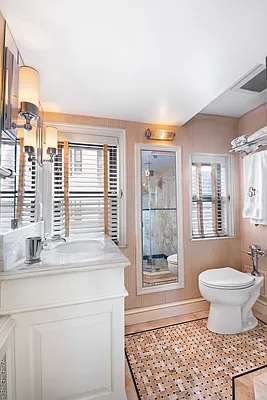 Sold by Compass | media 14