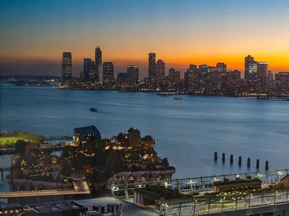 500 West 18th Street image 26 of 26