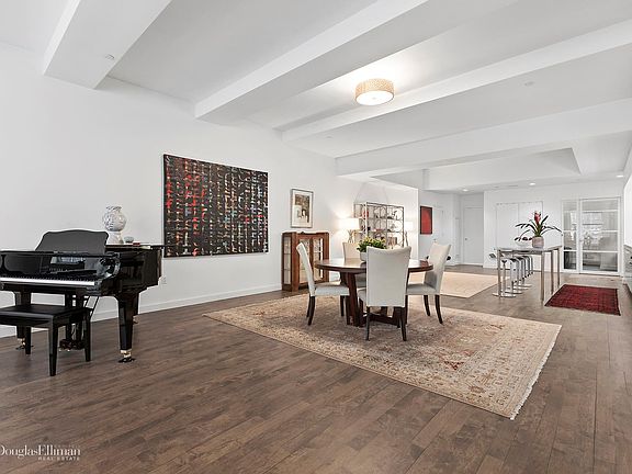 2nd image of 15 Broad St APT 1916