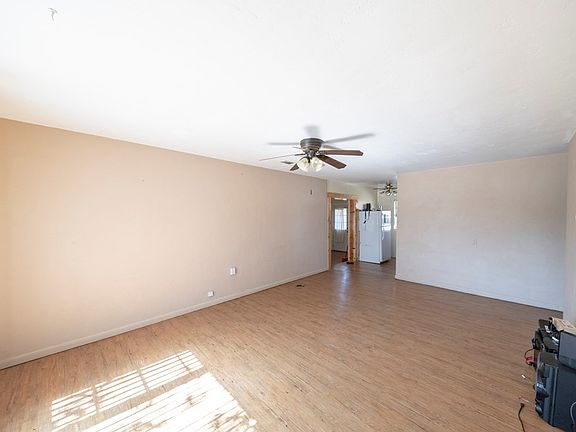 4th image of 3406 Park Ln